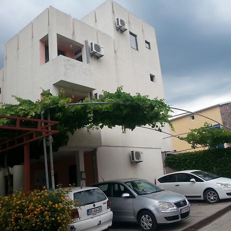 Apartments Bojanic バール エクステリア 写真