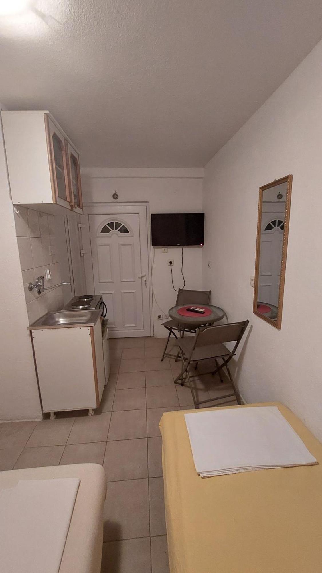 Apartments Bojanic バール エクステリア 写真