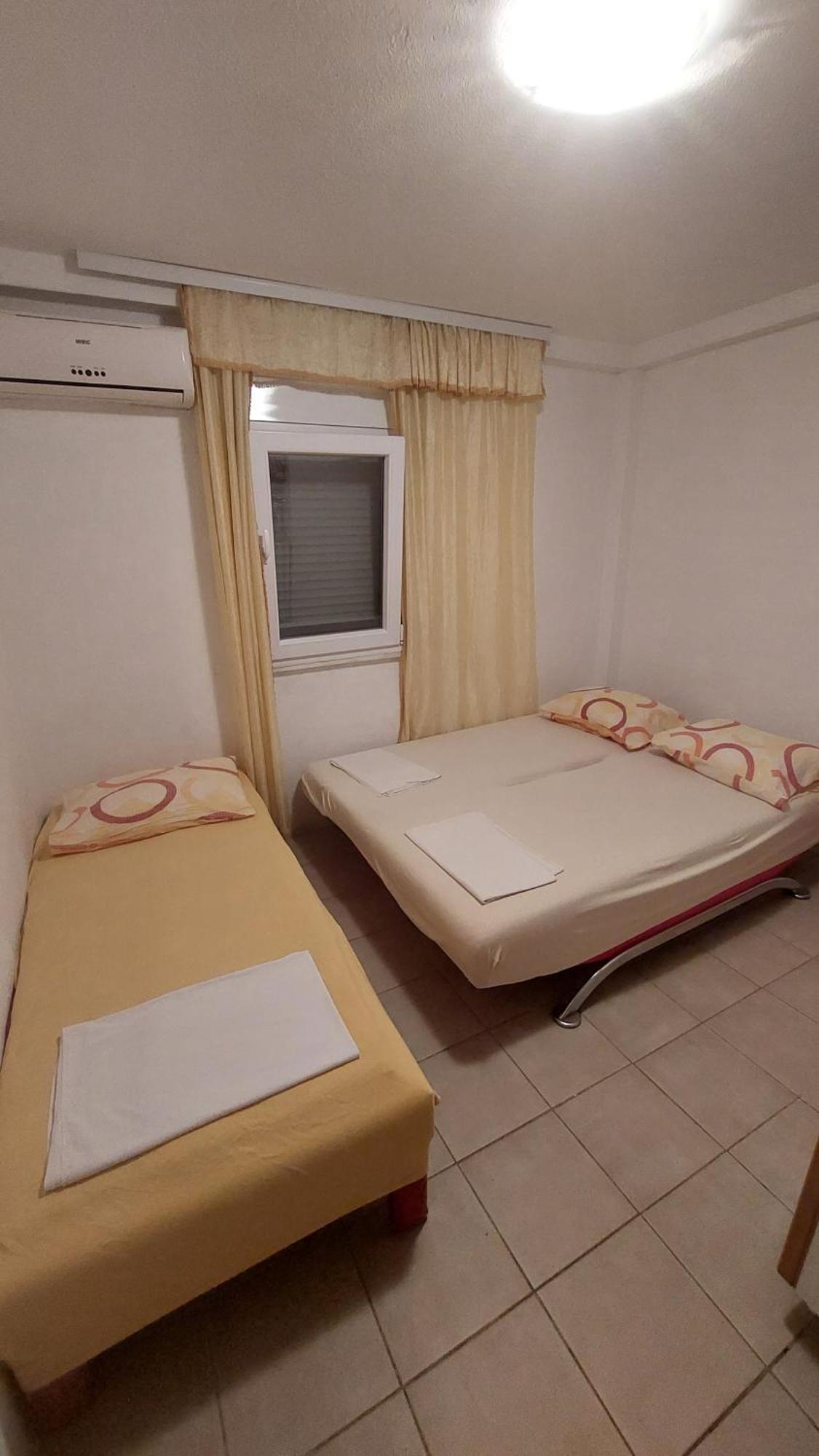 Apartments Bojanic バール エクステリア 写真