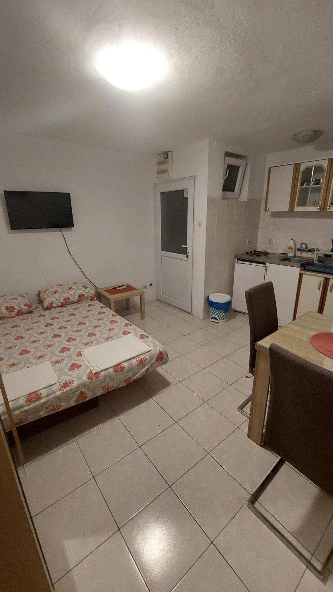 Apartments Bojanic バール エクステリア 写真